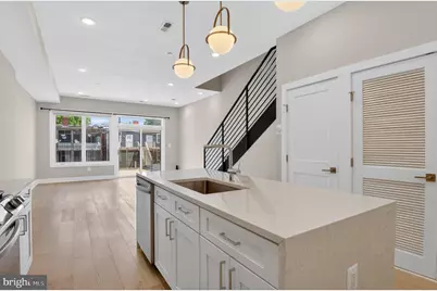 217 20th Street NE #2, Washington, DC 20002 - Photo 6