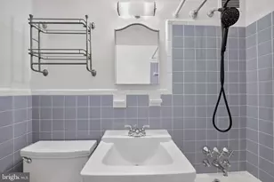 4200 Cathedral Ave NW, Washington, DC 20016 - Photo 40