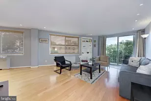 2829 Connecticut Ave NW, Washington, DC 20008 - Photo 2