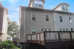 223 56th Pl NE, Washington, DC 20019 - Photo 2