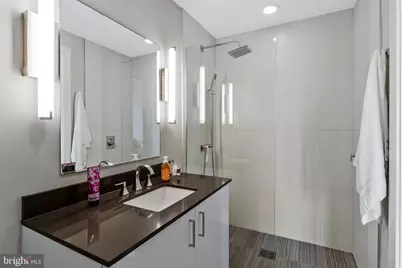 88 V Street SW #801, Washington, DC 20024 - Photo 32