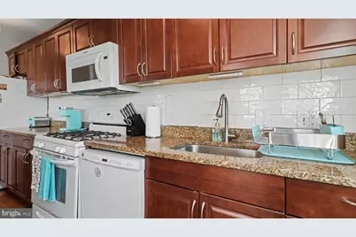 4000 Tunlaw Road NW #1111, Washington, DC 20007 - Photo 12