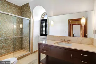 2303 Bancroft Pl NW, Washington, DC 20008 - Photo 42