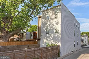 412 20th St NE, Washington, DC 20002 - Photo 2