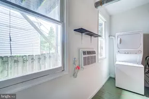 561 15th St SE, Washington, DC 20003 - Photo 20