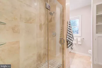 112 12th Street SE, Washington, DC 20003 - Photo 10