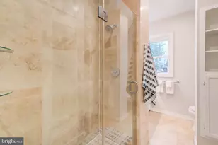 112 12th St SE, Washington, DC 20003 - Photo 10