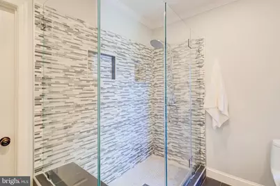 607 L Street NE, Washington, DC 20002 - Photo 10