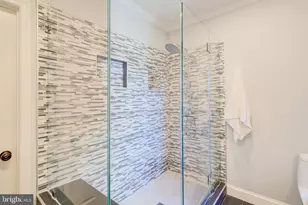 607 L St NE, Washington, DC 20002 - Photo 10