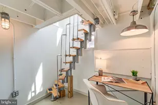 621 4th St NE, Washington, DC 20002 - Photo 16