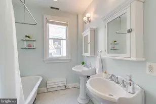 621 4th St NE, Washington, DC 20002 - Photo 12