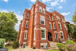 1447 East Capitol St SE, Washington, DC 20003 - Photo 2