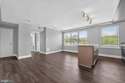 210 Oakwood Street SE #318, Washington, DC 20032 - Photo 2