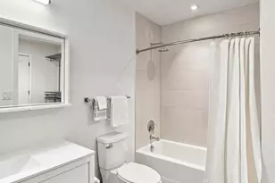 900 11th St SE, Washington, DC 20003 - Photo 14