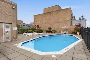 2201 L St NW, Washington, DC 20037 - Photo 32