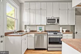1850 Park Rd NW, Washington, DC 20010 - Photo 16