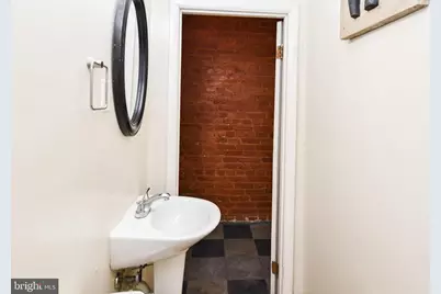 725 12th Street NE #A, Washington, DC 20002 - Photo 10