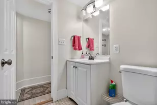 1495 Newton St NW, Washington, DC 20010 - Photo 14