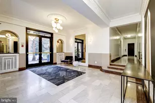 1010 25th St NW, Washington, DC 20037 - Photo 2