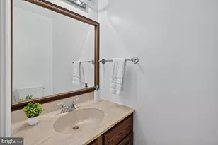 2828 Wisconsin Ave NW, Washington, DC 20007 - Photo 20