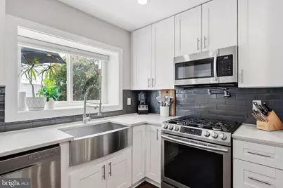 309 35th Street NE, Washington, DC 20019 - Photo 14