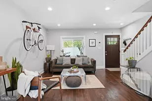 309 35th St NE, Washington, DC 20019 - Photo 6