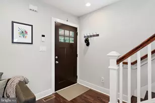 309 35th St NE, Washington, DC 20019 - Photo 4