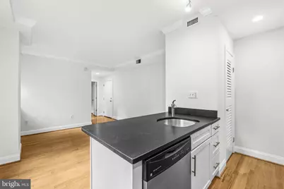 1701 16th Street NW #321, Washington, DC 20009 - Photo 10