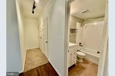 2310 Ashmead Place NW #106, Washington, DC 20009 - Photo 12