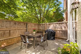 3291 Sutton Pl NW, Washington, DC 20016 - Photo 12