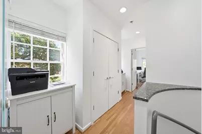 1058 30th NW, Washington, DC 20007 - Photo 12