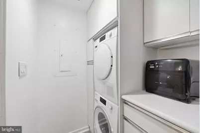 1058 30th NW, Washington, DC 20007 - Photo 24