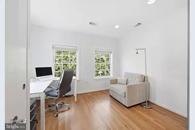 1058 30th NW, Washington, DC 20007 - Photo 14