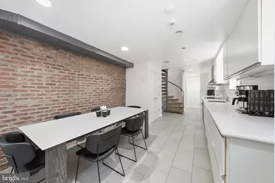 1058 30th NW, Washington, DC 20007 - Photo 18