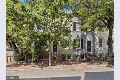 1058 30th NW, Washington, DC 20007 - Photo 2