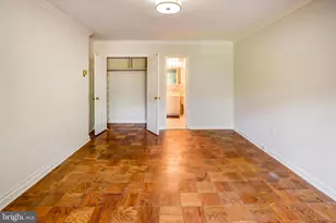 4201 Cathedral Ave NW, Washington, DC 20016 - Photo 30