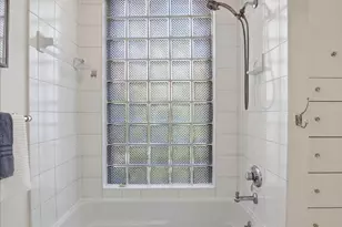 304 A St SE, Washington, DC 20003 - Photo 38