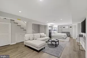 304 A St SE, Washington, DC 20003 - Photo 24