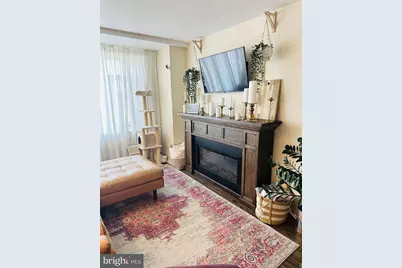 1545 18th Street NW #622, Washington, DC 20036 - Photo 4