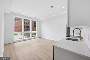 2105 M St NE, Washington, DC 20002 - Photo 8