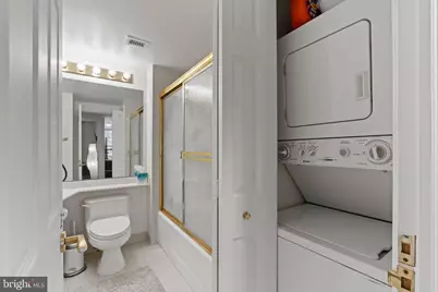 1080 Wisconsin Avenue NW #1002, Washington, DC 20007 - Photo 22