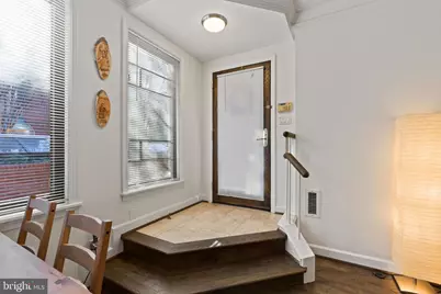 1080 Wisconsin Avenue NW #1002, Washington, DC 20007 - Photo 4