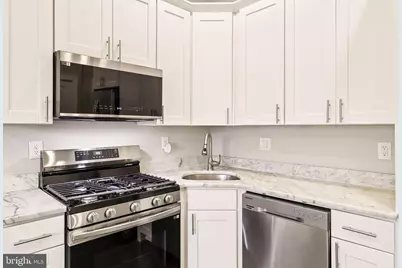 426 18th NE #3, Washington, DC 20002 - Photo 8