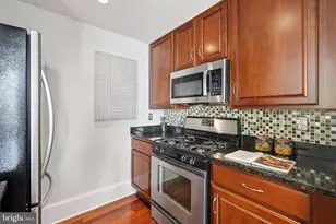 1465 Columbia Rd NW, Washington, DC 20009 - Photo 4