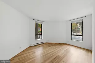 1099 22nd Street NW, Washington, DC 20037 - Photo 18