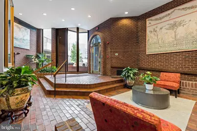 1099 22nd Street NW #103, Washington, DC 20037 - Photo 24