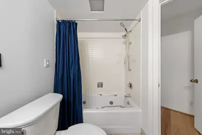 1099 22nd Street NW #103, Washington, DC 20037 - Photo 22