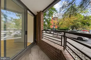 1099 22nd Street NW, Washington, DC 20037 - Photo 14