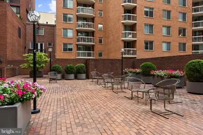1099 22nd Street NW #103, Washington, DC 20037 - Photo 26