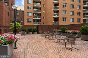 1099 22nd Street NW, Washington, DC 20037 - Photo 26